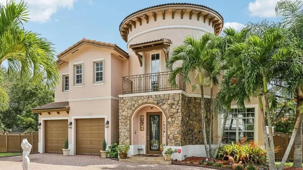 Featured Miami home exterior